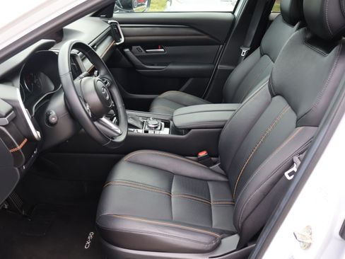 Used 2025 MAZDA CX-50 AWD 2.5 Hybrid w/ Premium Pkg image 23