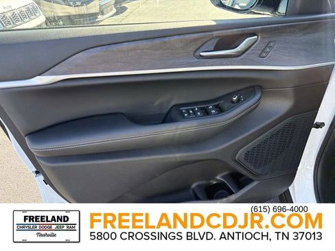 New 2025 Jeep Grand Cherokee L Limited w/ MOPAR Finishing Package image 21