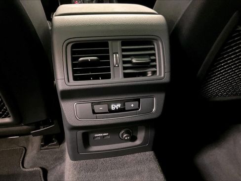 Used 2023 Audi Q5 2.0T Premium Plus w/ Premium Plus Package image 31
