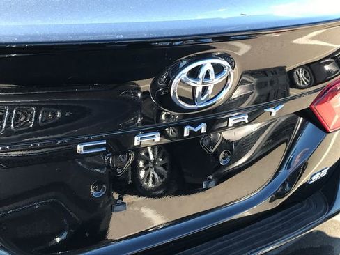 Used 2023 Toyota Camry SE image 31