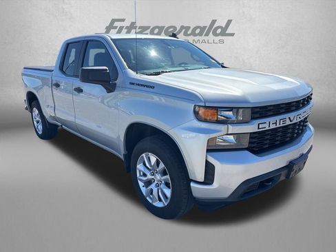 Used 2020 Chevrolet Silverado 1500 Custom w/ Custom Value Package image 7