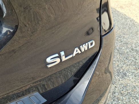 Used 2015 Nissan Rogue SL AWD/4WD image 11