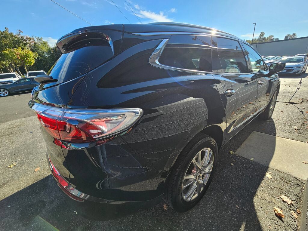 Used 2023 Buick Enclave Essence w/ Experience Buick Package AWD/4WD image 6