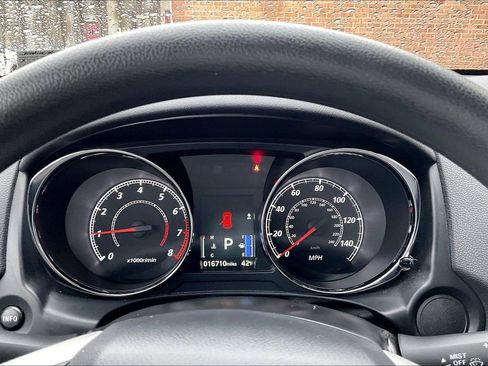 Used 2024 Mitsubishi Outlander Sport ES image 18