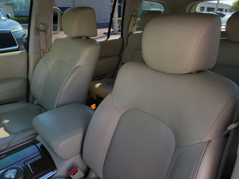 Used 2017 INFINITI QX80 2WD w/ Driver Assistance Package image 21