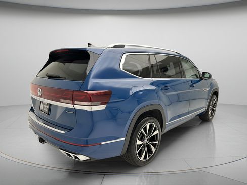 Used 2026 Volkswagen Atlas SEL Premium R-Line AWD/4WD image 4