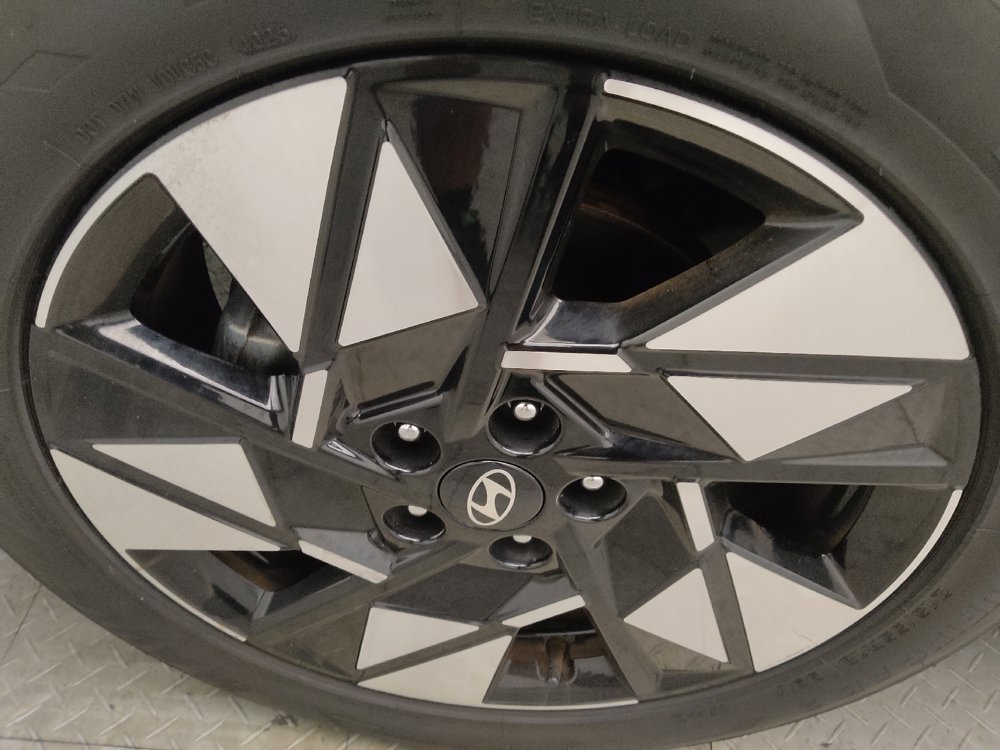 Used 2025 Hyundai Kona SEL FWD image 31