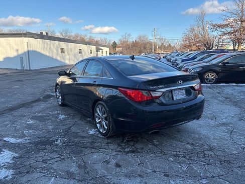 Used 2012 Hyundai Sonata SE w/ Navigation & Sunroof Pkg image 3