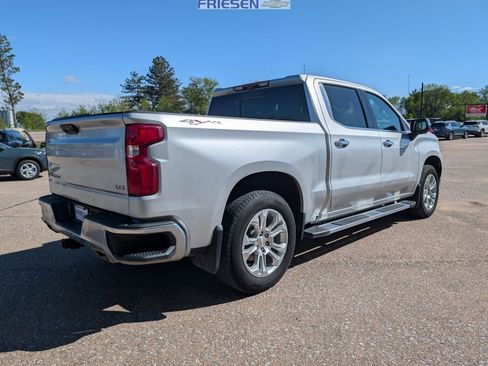 Used 2022 Chevrolet Silverado 1500 LTZ w/ Technology Package AWD/4WD image 6