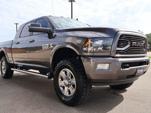 Used 2018 RAM 2500 Big Horn w/ Sport Appearance Group AWD/4WD image 5