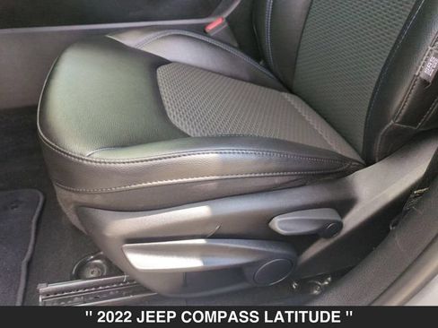 Used 2022 Jeep Compass Latitude AWD/4WD image 14