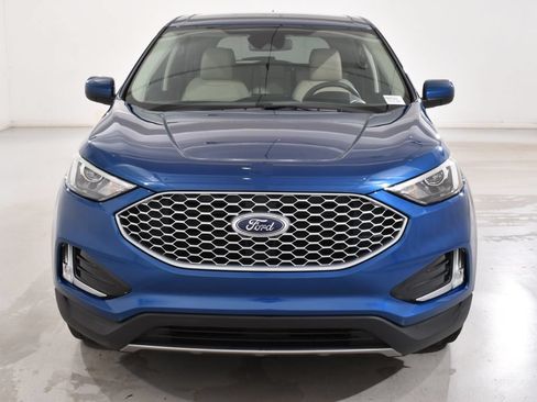 Used 2023 Ford Edge SEL w/ Convenience Package AWD/4WD image 3