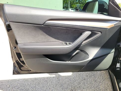 Used 2023 Tesla Model 3 Standard Range RWD image 19