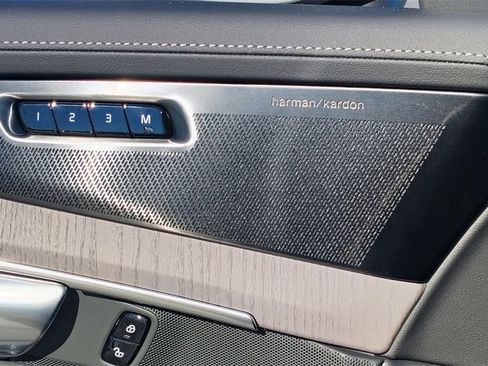 New 2026 Volvo XC90 B6 Ultra image 9