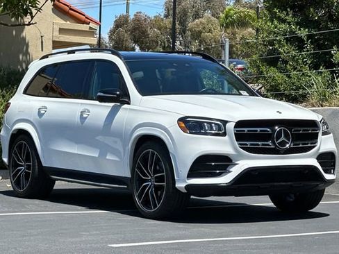 Used 2022 Mercedes-Benz GLS 450 4MATIC image 7