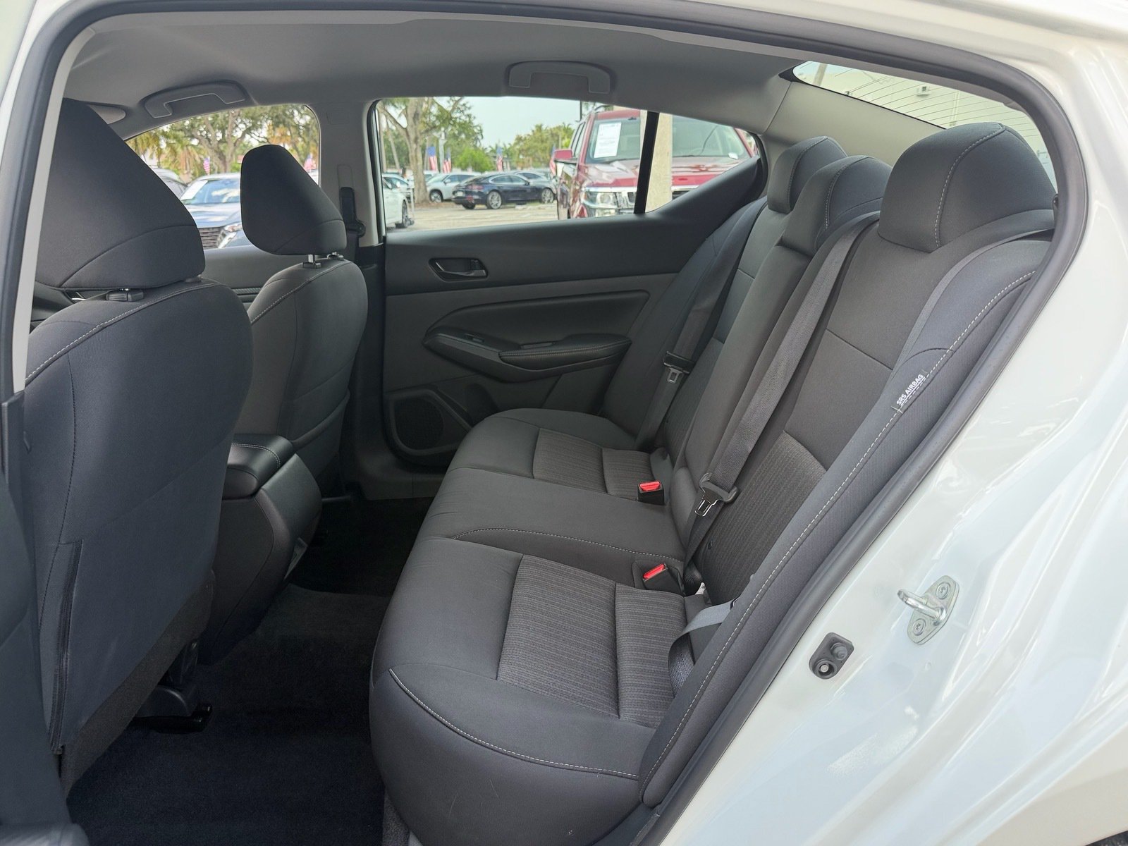 Certified 2025 Nissan Altima 2.5 SV FWD image 11