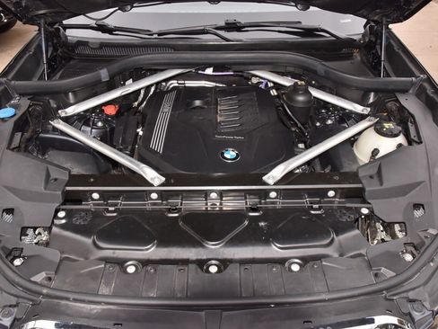 Used 2021 BMW X5 xDrive40i w/ Convenience Package image 38