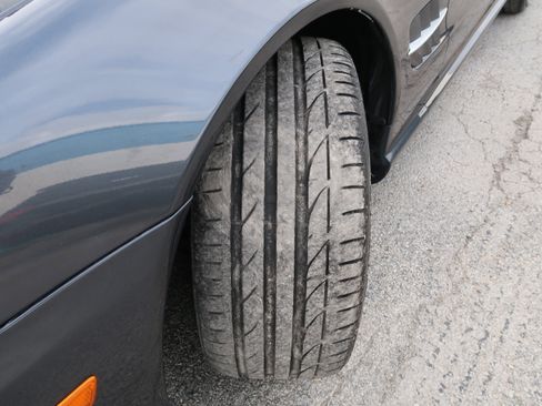 Used 2011 Mercedes-Benz SL 550 image 44