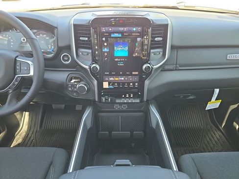 New 2026 RAM 1500 Big Horn AWD/4WD image 11