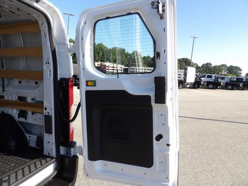 Used 2025 Ford Transit 250 Low Roof w/ Exterior Upgrade Package RWD image 44
