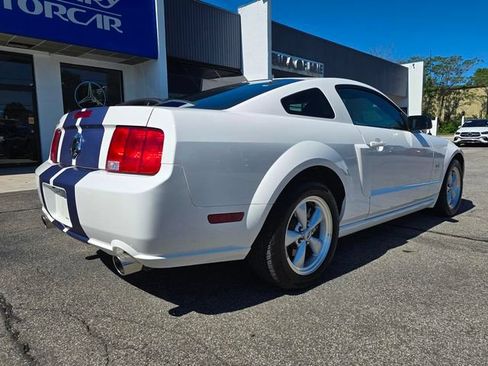 Used 2007 Ford Mustang GT RWD image 8