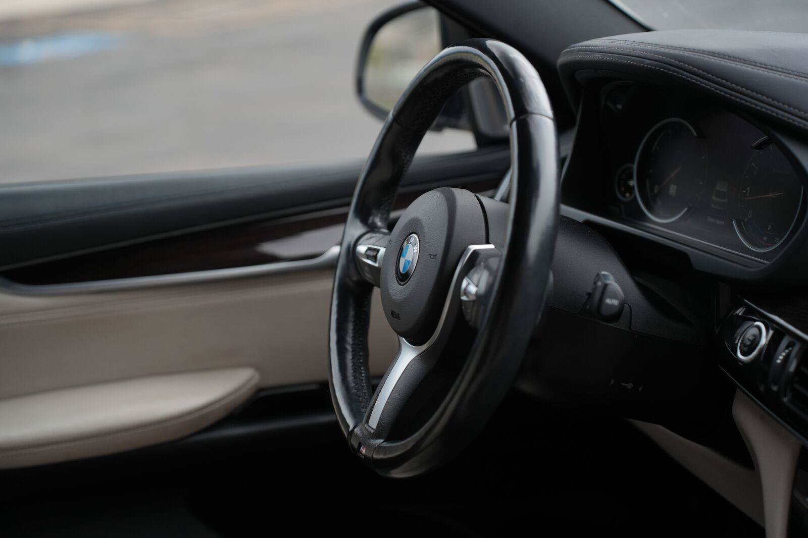 Used 2015 BMW X6 xDrive50i AWD/4WD image 32
