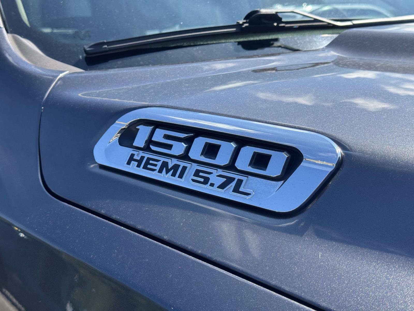 Used 2020 RAM 1500 Laramie AWD/4WD image 10