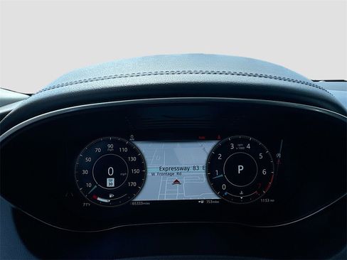 Used 2021 Jaguar E-PACE SE image 15