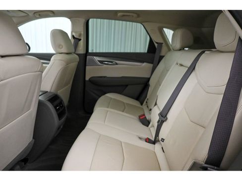 Certified 2021 Cadillac XT5 Premium Luxury image 20