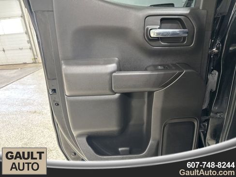 Used 2022 Chevrolet Silverado 1500 Custom image 13