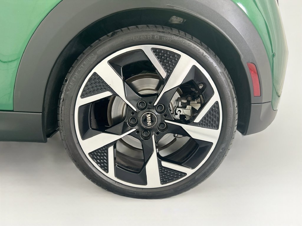 Certified 2026 MINI Cooper S FWD image 31