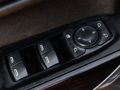 Used 2020 GMC Sierra 1500 SLT w/ SLT Premium Package image 15