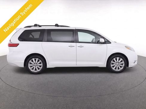 Used 2015 Toyota Sienna Limited Premium AWD/4WD image 8