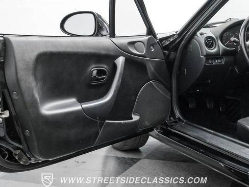 Used 1999 MAZDA MX-5 Miata image 40