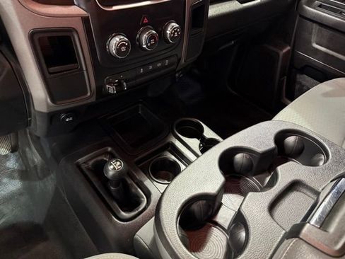 Used 2018 RAM 2500 Tradesman w/ Chrome Appearance Group AWD/4WD image 16
