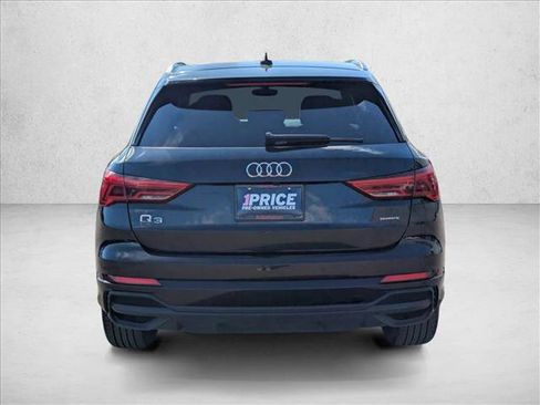 Used 2023 Audi Q3 2.0T Premium image 7