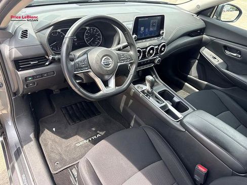 Used 2022 Nissan Sentra SV w/ Trunk Package FWD image 17