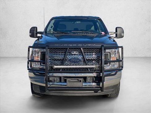 Used 2019 Ford F250 XL w/ STX Appearance Package image 2