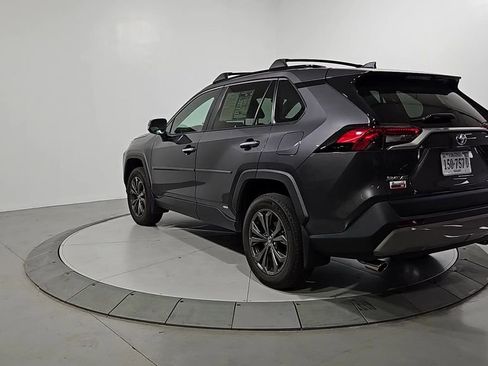 Used 2022 Toyota RAV4 Limited image 3