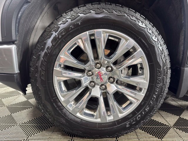 Used 2025 GMC Sierra 1500 Denali w/ Technology Package AWD/4WD image 10
