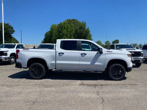New 2026 Chevrolet Silverado 1500 LT Trail Boss w/ Safety Package AWD/4WD image 2