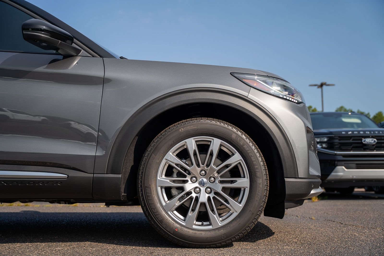 New 2026 Ford Explorer Platinum RWD image 8