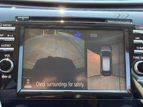 Used 2015 Nissan Murano Platinum w/ Platinum Technology Package AWD/4WD image 38