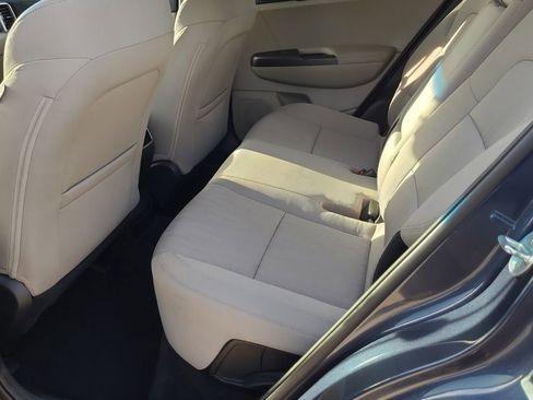 Used 2022 Kia Sportage LX image 13