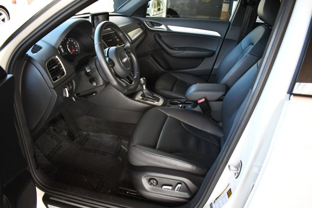 Used 2018 Audi Q3 2.0T Premium Plus w/ Premium Plus Package AWD/4WD image 37