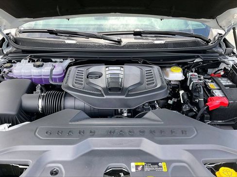 New 2026 Jeep Grand Wagoneer 4WD image 39