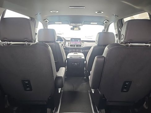 Used 2023 Chevrolet Tahoe LT w/ Luxury Package image 21