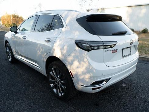 Used 2021 Buick Envision Avenir w/ Technology Package II image 5