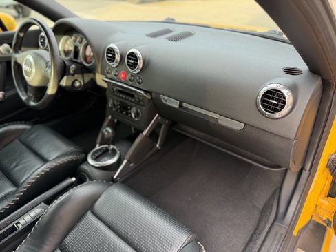 Used 2004 Audi TT 1.8T image 15