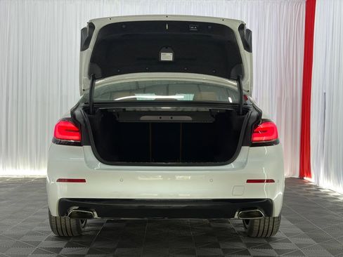 Used 2023 BMW 530i xDrive w/ Premium Package AWD/4WD image 39
